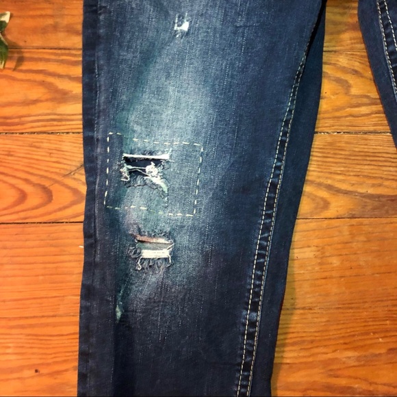 Silver Capris - Picture 7 of 8